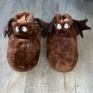 Fuzzy Moose Slippers - Furry Brown Animal Slippers